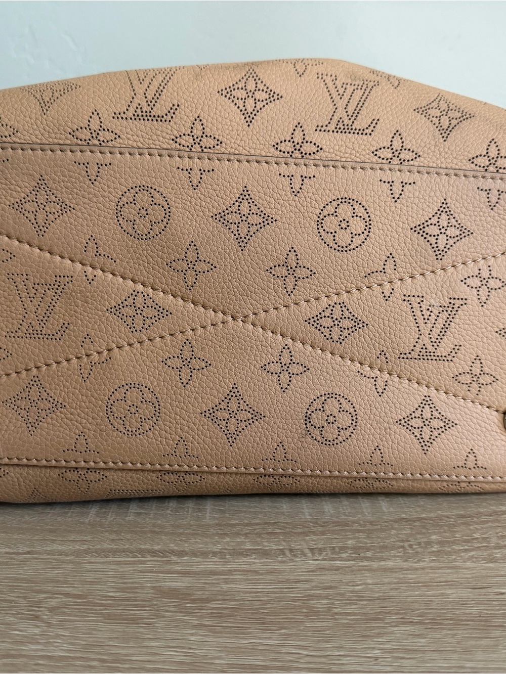 Louis Vuitton Bella Tote Mahina Arizona - Picture 7 of 9
